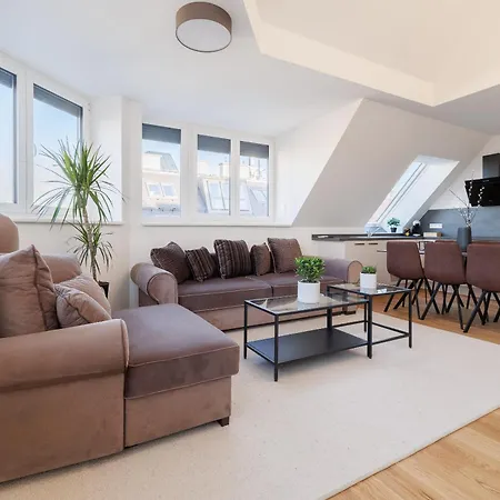Symphony Apartments 40 - Modern Loft With Terrace And Grill In Central Location Wenen Buitenkant foto